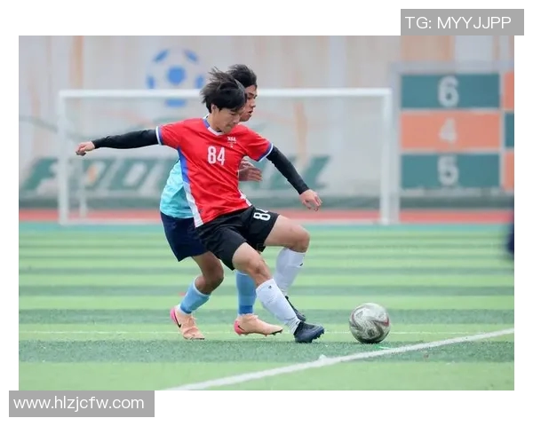 小个子足球明星的逆袭之路如何在绿茵场上书写传奇